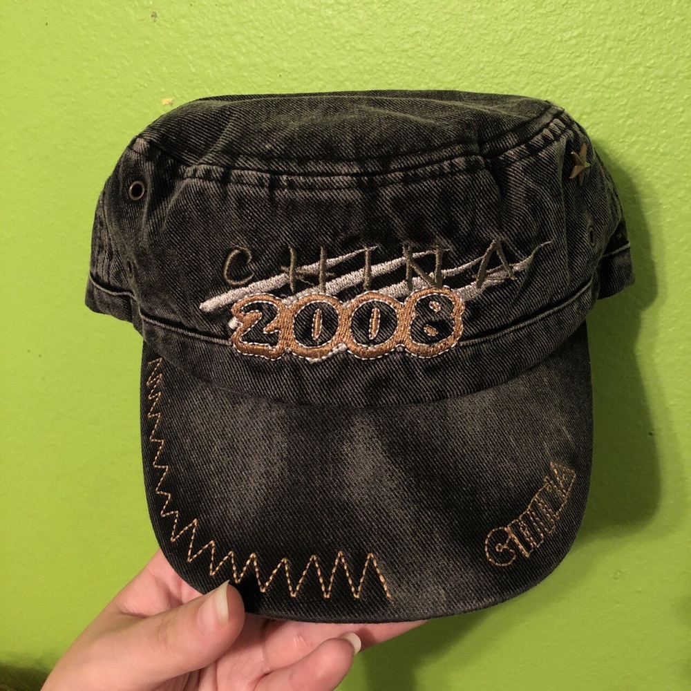 SOLD ON DEPOP SOLD SOLD SOLD China 2008 Bratz-Style Chic 2000s Hat